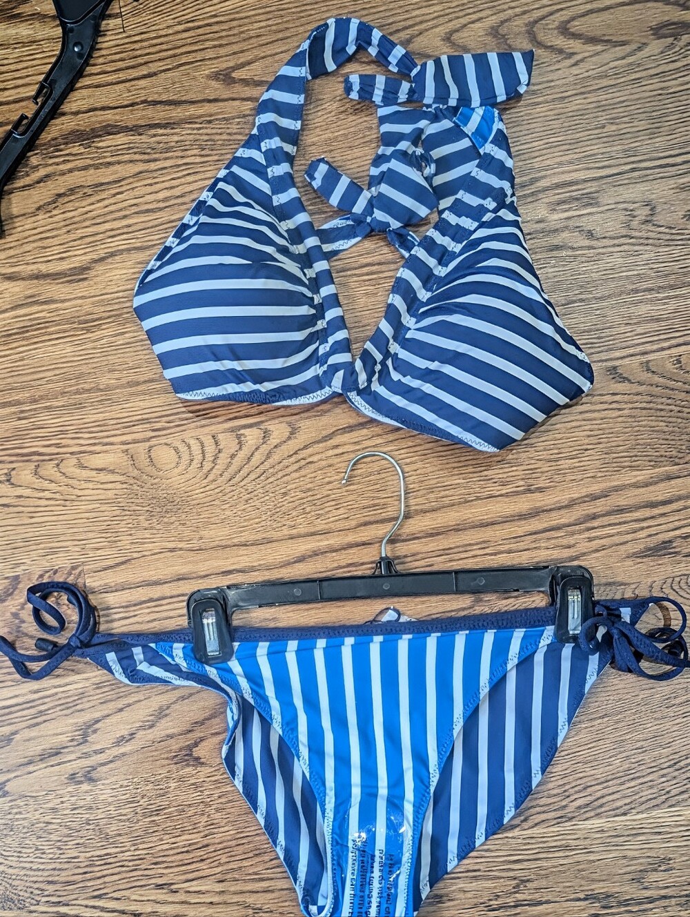Tommy Bahama NWT! Blue and White Striped Reversible Halter Bikin SET